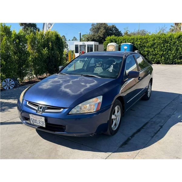 HOND ACCORD 2003 T-DONATION