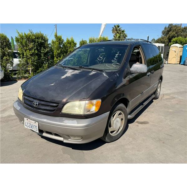 TOYT SIENNA 2001 APP  DUP/T-DON