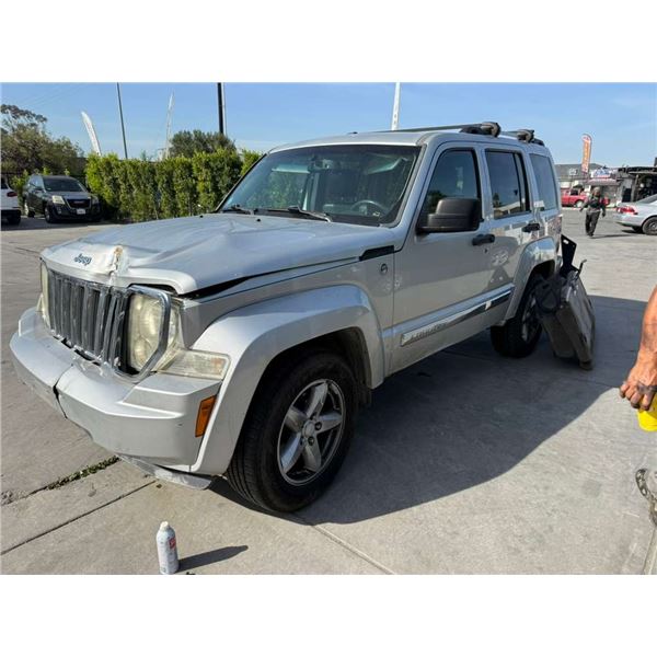 JEEP  LIBERTY 2011 T-TMU