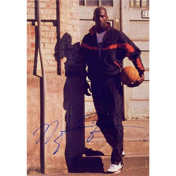 Michael Jordan facsimile signed photo