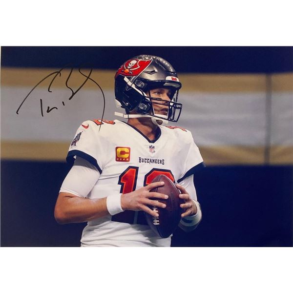 Tampa Bay Bucaneers Tom Brady facsimile signed photo