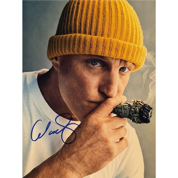 Woody Harrelson signed photo