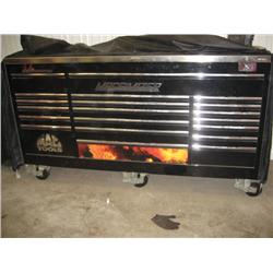 Mac tool box, very large tool box inlike new condition