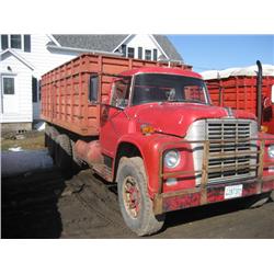 1967 IH, 1967 IH Loadstar Model 1800 twin scrw tandem 5x2 trans.