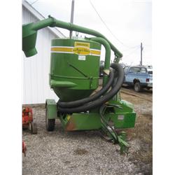 Walinga, Walinga Model 510 agri-vac grain vac. With plastic and aluminum tubes. 