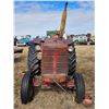 Image 2 : TRACTOR: 1951 IH McCormick W6