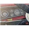 Image 19 : TRUCK : 1976 Ford F500 Grain Truck : Wood Box w/Hoist : Gas