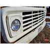 Image 31 : TRUCK : 1976 Ford F500 Grain Truck : Wood Box w/Hoist : Gas