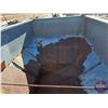 Image 10 : Gravity Feed Box Wagon 4-Wheel (approx 110 Bushell)