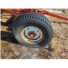 Image 16 : Gravity Feed Box Wagon 4-Wheel (approx 110 Bushell)