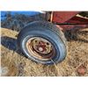 Image 17 : Gravity Feed Box Wagon 4-Wheel (approx 110 Bushell)