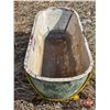 Image 2 : Antique Metal Bathtub (Trough)