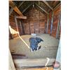 Image 2 : Granary / Shed on Skids w/Oats