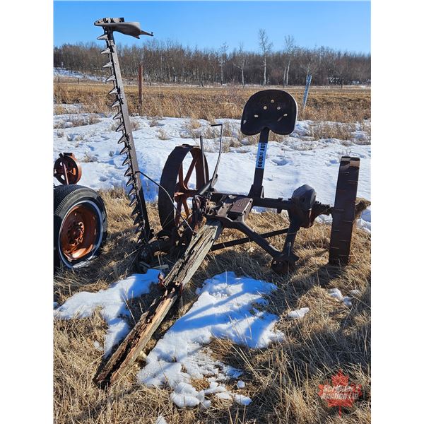 IHC No. 9 Sickle Mower (Blade 5ft)