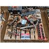 Image 1 : Pallet Lot: Variety Tools (Torque Wrench, Beaning Pullers, Grinder, Socket Set 3/4", Drill, Grease G