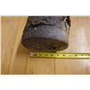 Image 11 : New Guinea Carved Wooden Drum w/ Crocodile Hide 7" Dia, 27"H (cracked)