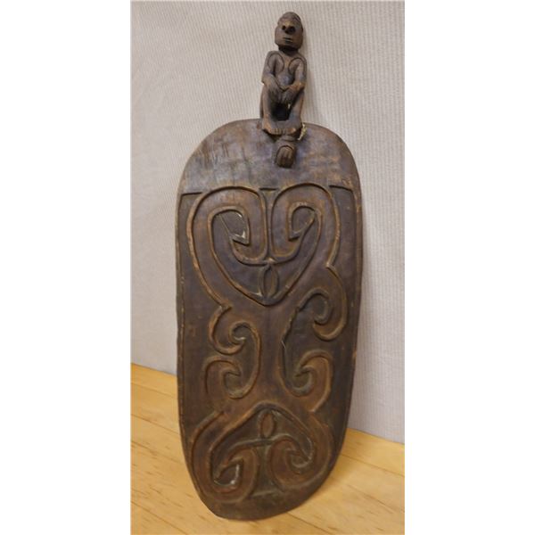 New Guinea Carved Wooden Shield 14" x 40"H