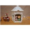 Image 5 : Multiple Ceramics & Decorative Items: Figurines, Floral Arrangements, Friendship Light, Birds, etc M