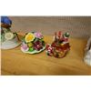 Image 7 : Multiple Ceramics & Decorative Items: Figurines, Floral Arrangements, Friendship Light, Birds, etc M