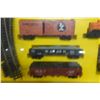 Image 10 : Bachmann Santa Fe HO Scale Electric Train, Baltimore & Ohio Car w/ Tracks & Floral Truck, Misc Sizes