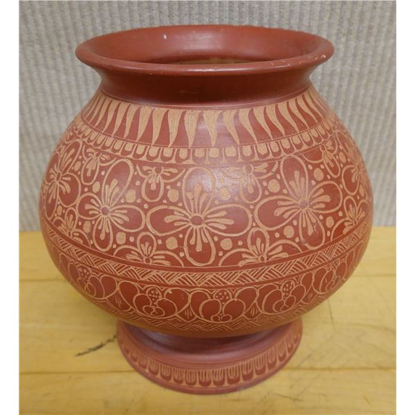 Sri Lanka Ceramic Pot 7" Dia, 9.5"H