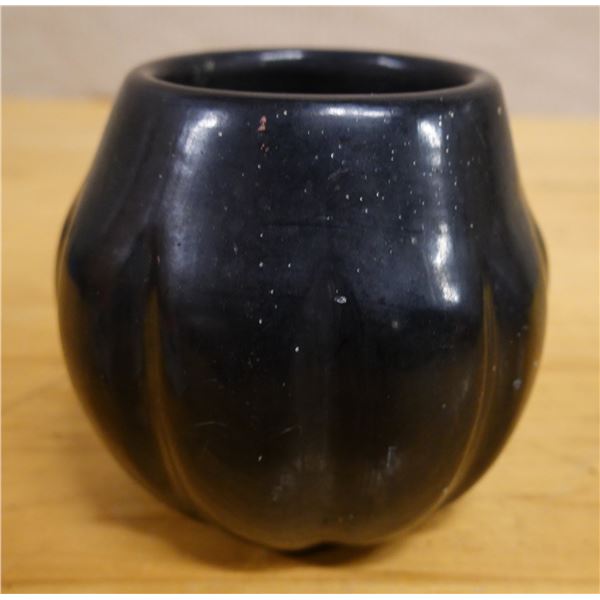 Santa Clara Pueblo Black Pottery Bowl Signed by Maria Popov 3.25" Dia, 4"H