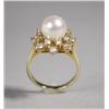 Image 1 : A Ladies 18 kt Yellow Gold, Akoya Pearl and Diamond Ring,