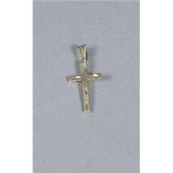 A 14 kt Yellow Gold Cross Pendant.
