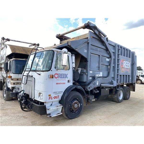 2003 AUTOCAR WX Garbage / Sanitation Truck