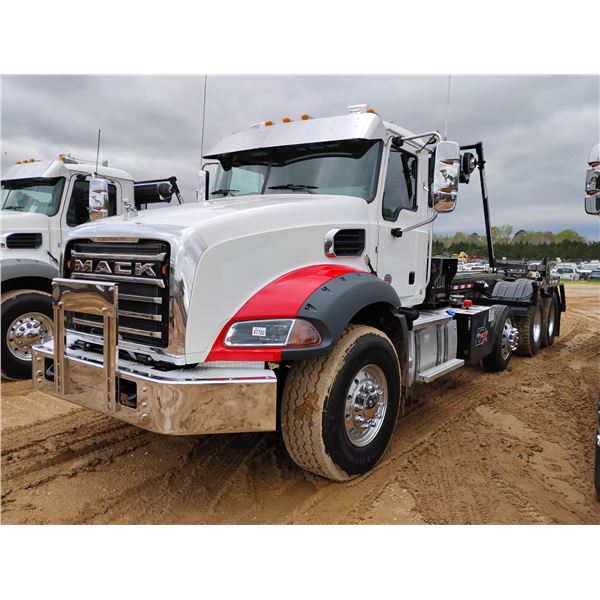 2025 MACK GR64B Roll Off Truck