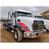 Image 5 : 2025 MACK GR64B Roll Off Truck