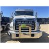 Image 6 : 2024 MACK GR64B Roll Off Truck