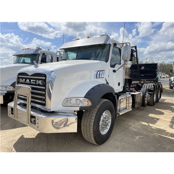2024 MACK GR64B Roll Off Truck