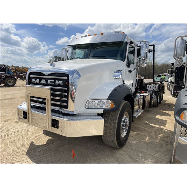 2024 MACK GR64B Roll Off Truck