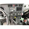 Image 23 : 2026 KENWORTH T880 Roll Off Truck