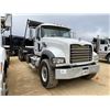 Image 4 : 2007 MACK CTP713 Roll Off Truck