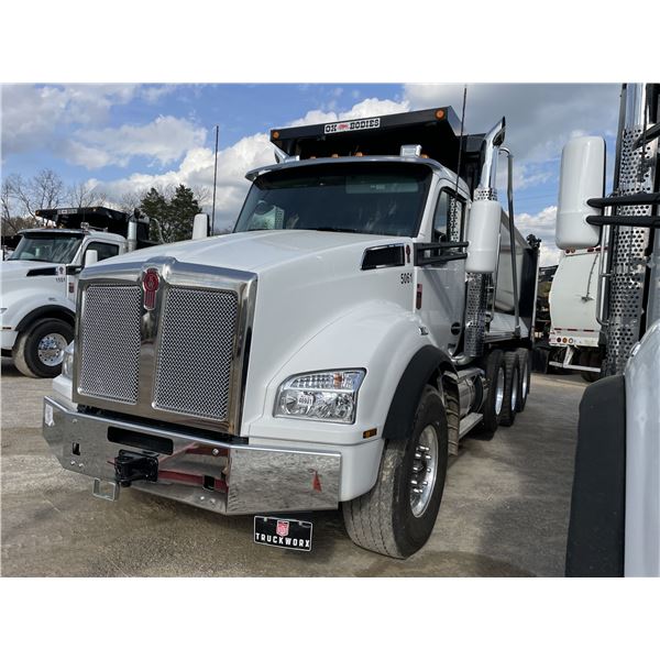2025 KENWORTH T880 Dump Truck