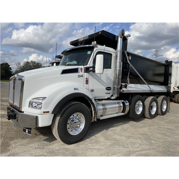 2025 KENWORTH T880 Dump Truck