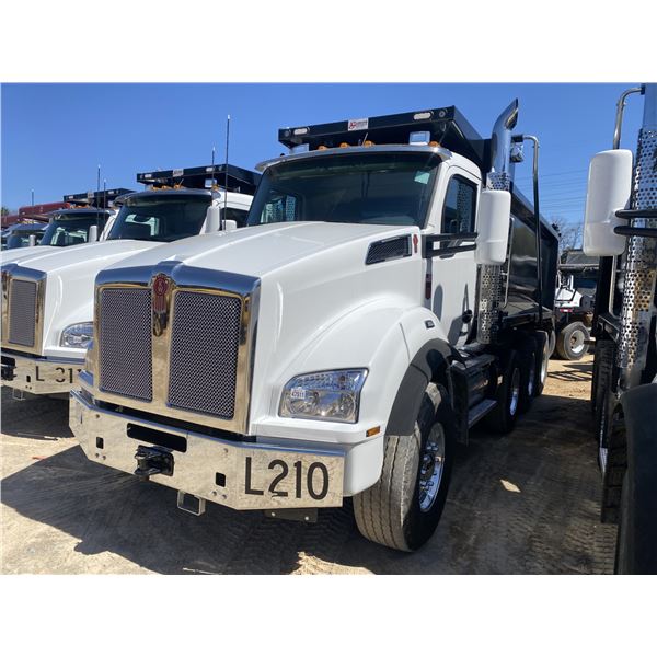 2025 KENWORTH T880 Dump Truck