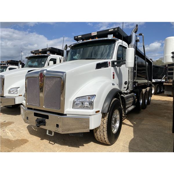 2025 KENWORTH T880 Dump Truck