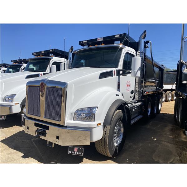 2025 KENWORTH T880 Dump Truck