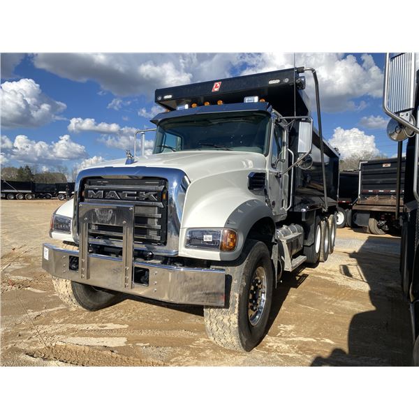 2025 MACK GR64F Dump Truck