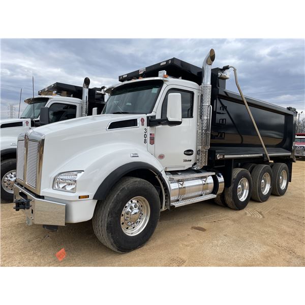 2025 KENWORTH T880 Dump Truck
