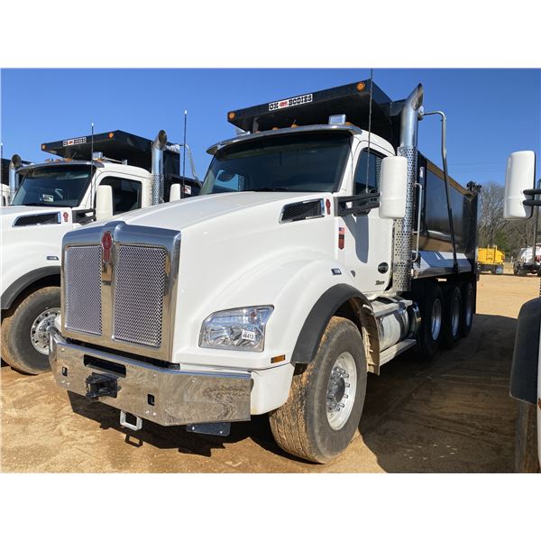 2025 KENWORTH T880 Dump Truck