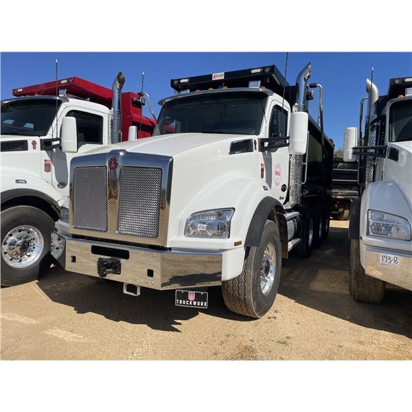 2025 KENWORTH T880 Dump Truck