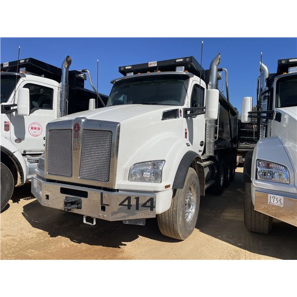 2025 KENWORTH T880 Dump Truck