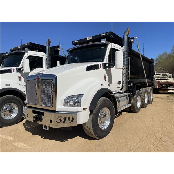 2025 KENWORTH T880 Dump Truck