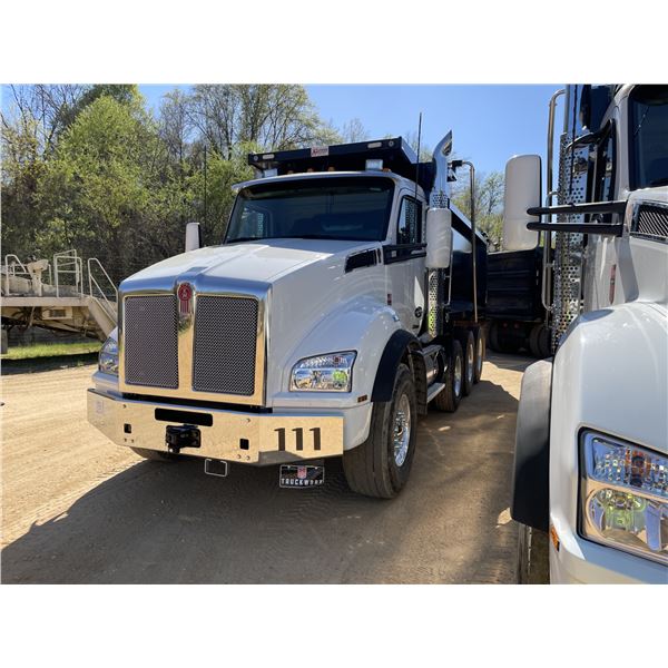 2025 KENWORTH T880 Dump Truck