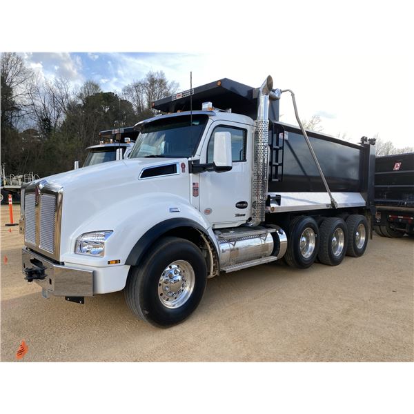 2025 KENWORTH T880 Dump Truck