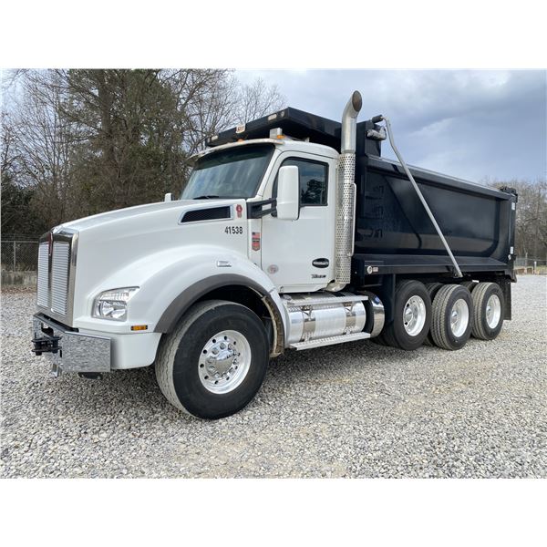 2025 KENWORTH T880 Dump Truck